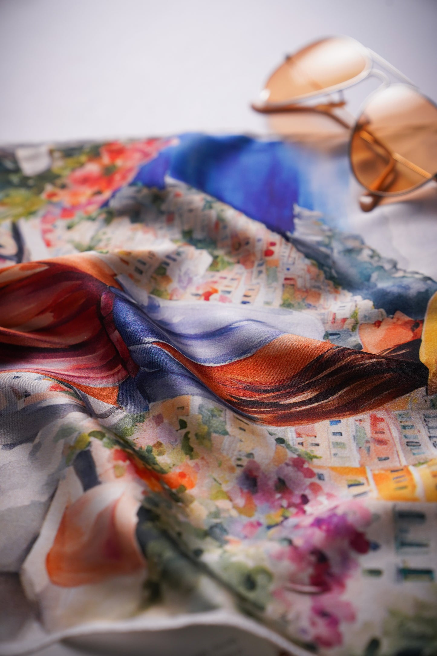 The Capri Gaze Pocket Square